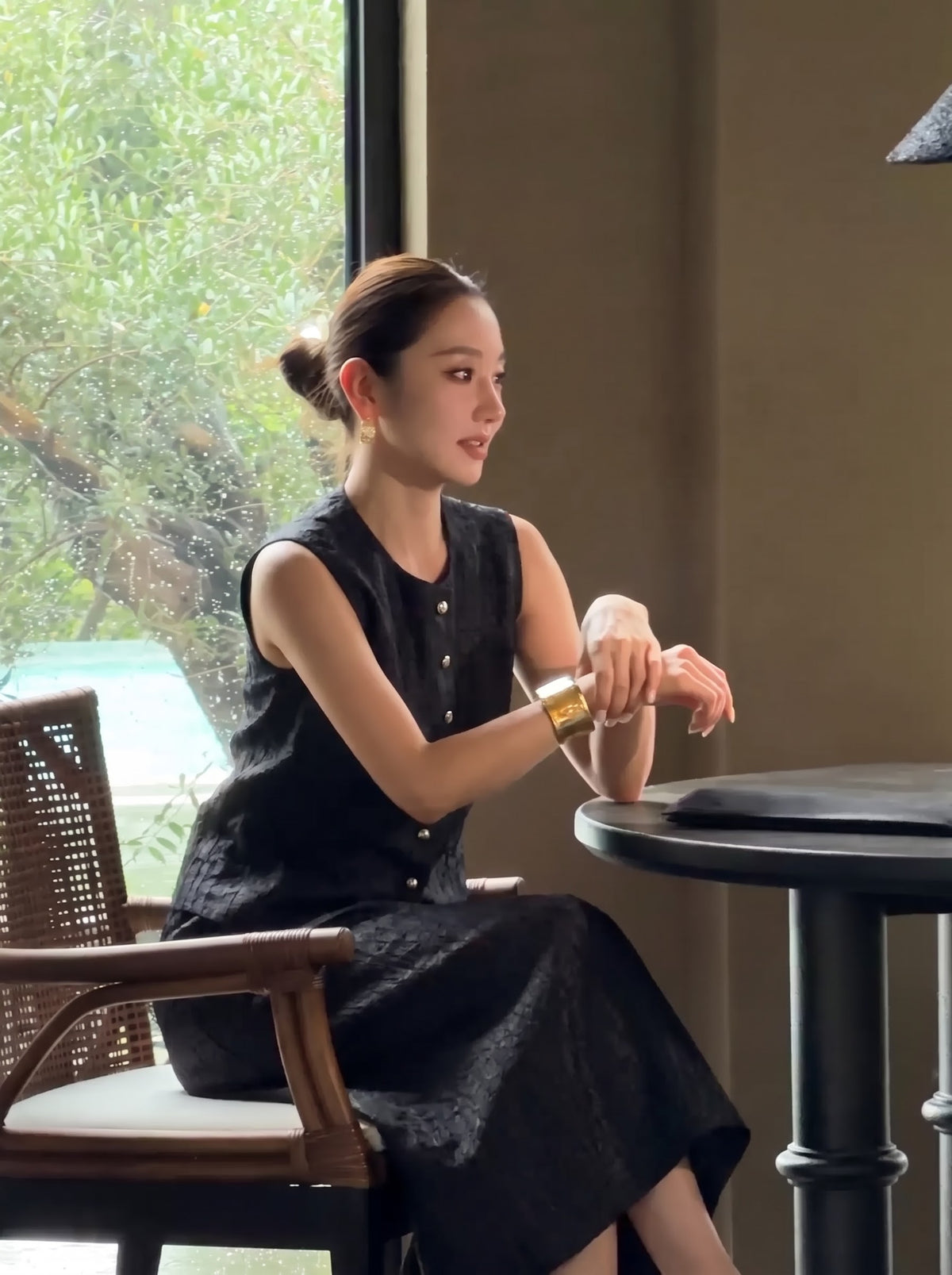 HVS002-SET ÁO,VÁY MẶC QUY VÂN